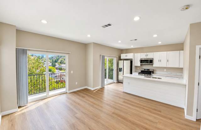 Recently Built 4BD/2BA Home on Baja Gallery 3