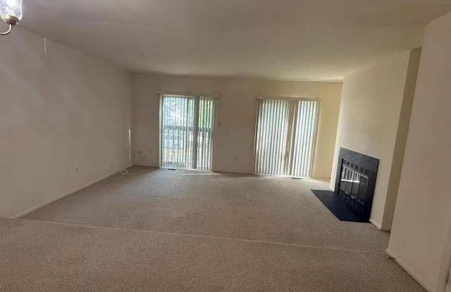 4711 LEYDEN WAY Gallery 4