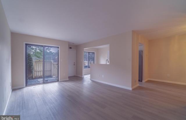 9416 PENSHURST Court Gallery 1