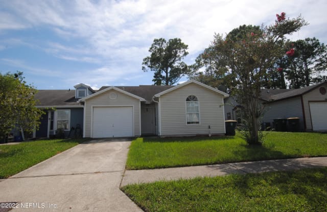2468 SPRING VALE RD - 2468 Spring Vale Road, Jacksonville, FL 32246