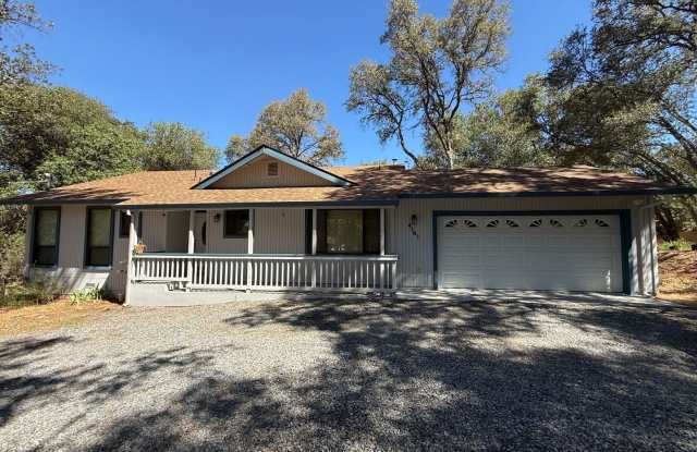 4161 Helen Lane, Auburn, CA 95602 3 Bedrooms | 2 Bathrooms | PLUS a Bonus Room | 1.12 Acres photos photos