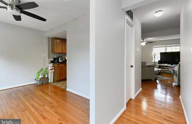 7844 SNEAD Lane Gallery 4