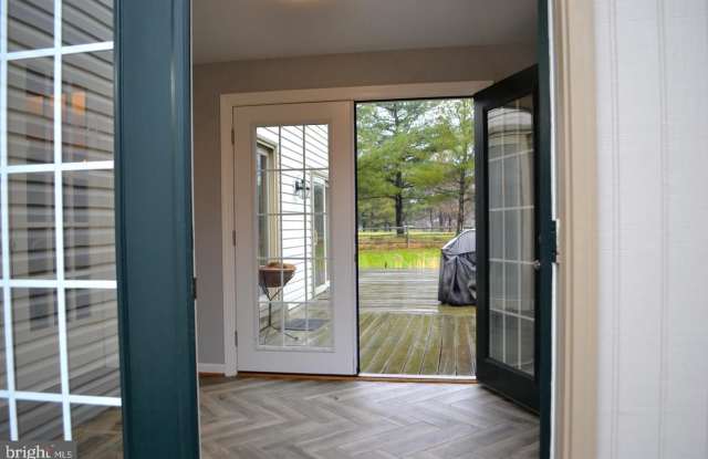 5409 OVERLAND COURT Gallery 2