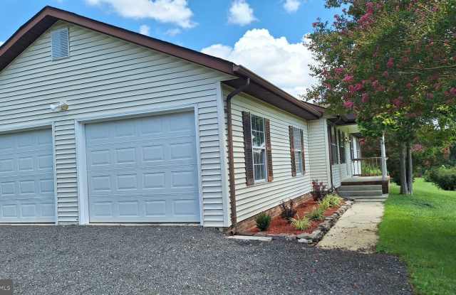 7108 GLEN ALBIN Road Gallery 2