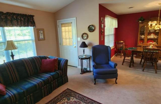 3241 Mountain Spring Way Gallery 4