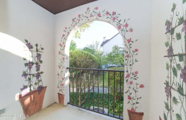 41 Tower Hill Drive Gallery 3