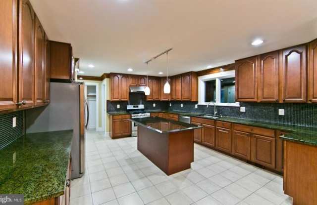 3316 SLADE RUN DRIVE Gallery 3