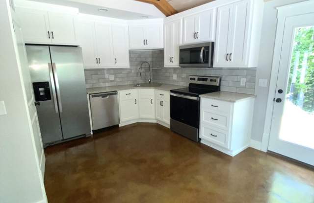 9202 Middle Lick Creek Road photos photos