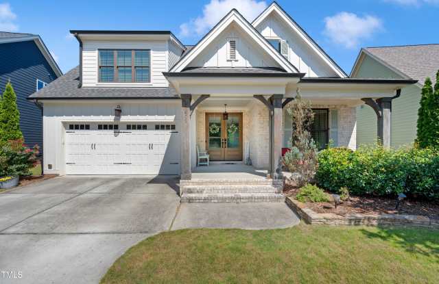 402 Cliffdale Road Gallery 1