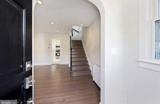 4816 LELAND Street Gallery 4