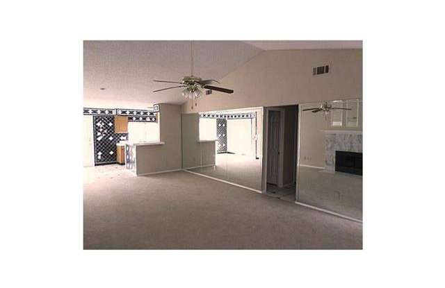 1612 Huntington Drive Gallery 3