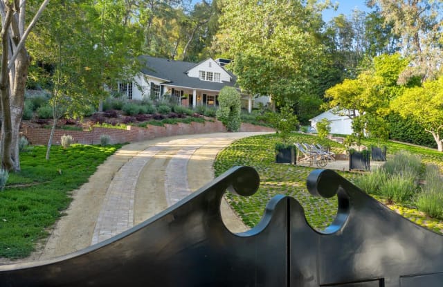 9305 HAZEN Drive - 9305 Hazen Dr, Los Angeles, CA 90046