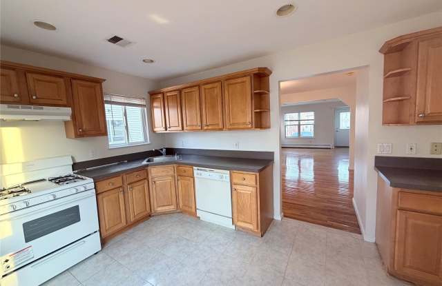 150 Jefferson Avenue photos photos