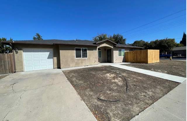 2533 Miller Ave photos photos
