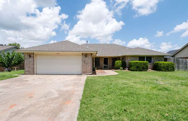 Fully Remodeled 3bed/2bath Available in Westside Norman! photos photos