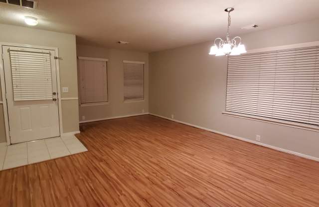7327 Wisteria Chase Place Gallery 3