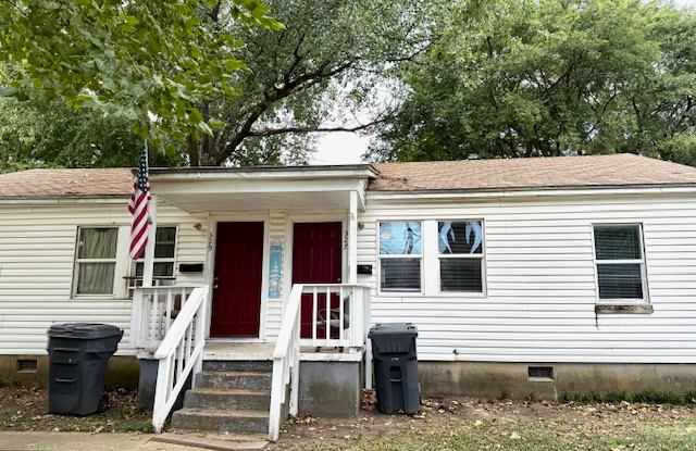 327 Ash Street Northwest photos photos