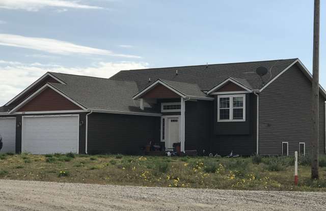 13696 Redwood Way NW - 13696 Redwood Way NW, Williams County, ND 58801