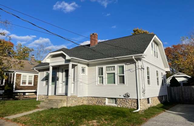 Newly Renovated Single Family Home For Rent in East Providence! photos photos Newly Renovated Single Family Home For Rent in East Providence! photos photos