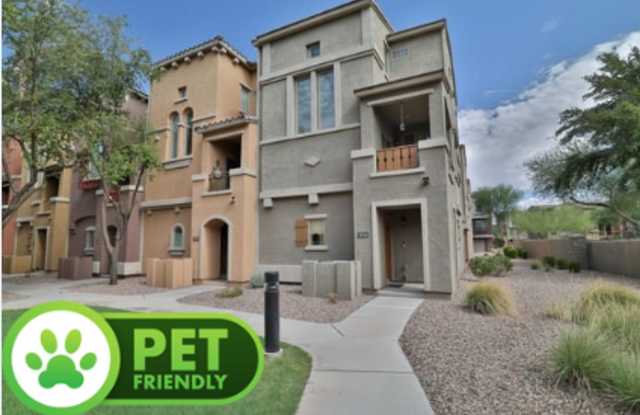 Furnished 2 bed / 2.5 bath Gilbert Condo in Gated Community w/ 2 pools. Gallery 1