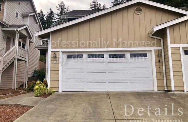127 N Lafayette Ave - 127 Lafayette Avenue North, Bremerton, WA 98312