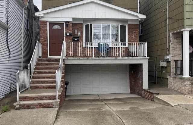 13 SILVER ST photos photos