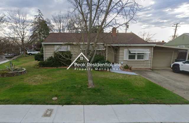 Very Nice 3bd/1.5 Tahoe Park Area with Extras photos photos