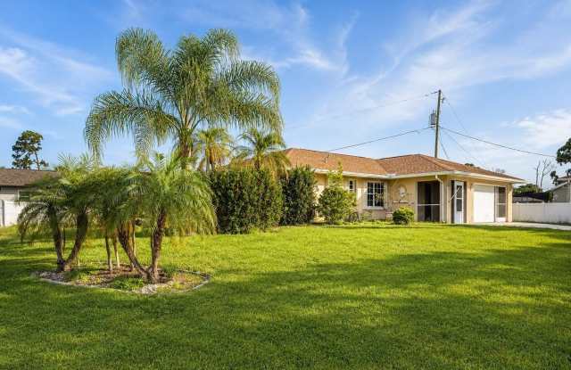 440 W TARPON Boulevard NW Gallery 2