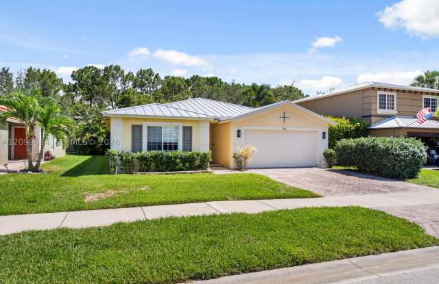 1924 SW Jamesport Dr Gallery 2