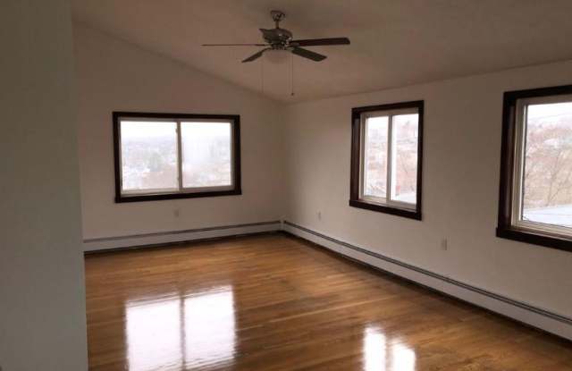 346 Reservoir Ave 2 Gallery 4