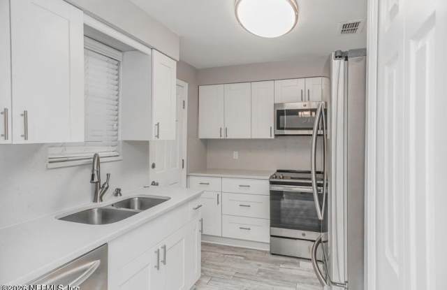 1738 EL PRADO Road Gallery 3