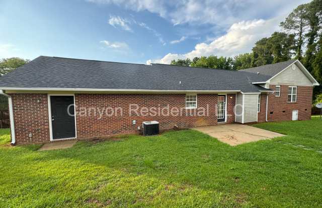 Recently Renovated 3 Bedroom Beautiful home! Gallery 4