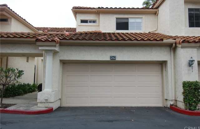 242 Via Presa - 242 via Presa, San Clemente, CA 92672