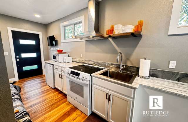 Modern Living / Single Furnished Studio / High End photos photos