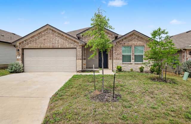 Spacious 3 Bed Home in Seguin | Open Layout + Private Yard! photos photos
