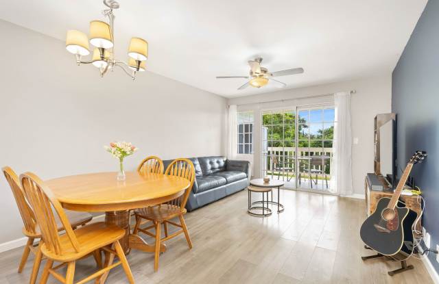 Ocean-View 2BR Townhome at Makakilo Cliffs | Pet-Friendly + 2 Covered Parking Gallery 1