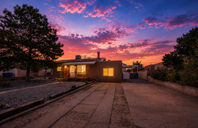 5512 Granite Avenue NE Gallery 2