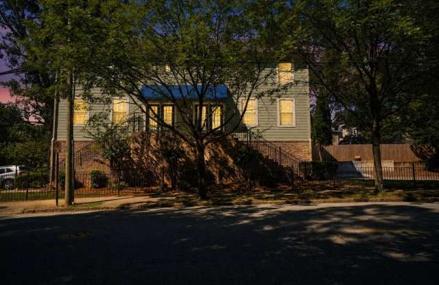 Old Fourth Ward 3BR/2.5BA Townhouse with Renovated Baths, Private Driveway and 2-Car Garage, $3,450/mo Gallery 3