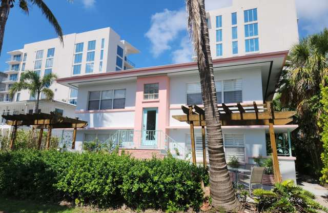 565 Golden Gate Point Unit 1,  Sarasota, FL 34236 Gallery 3