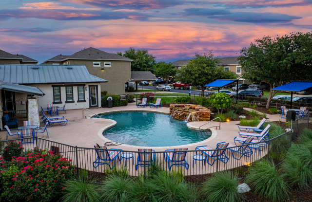 Links at Forest Creek photos photos