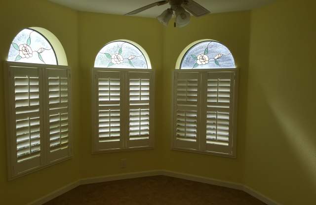4222 E PARADISE Drive Gallery 2