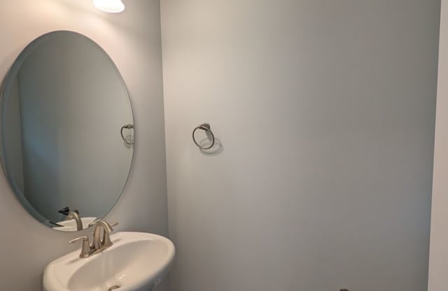 Like-New 3BR + Private Office Home with 2-Car Garage in Wake Forest Gallery 4