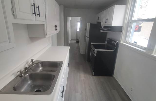 712 Franklin Avenue photos photos