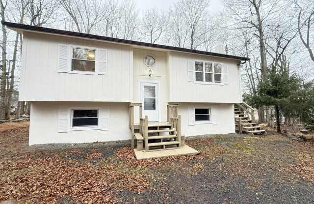 8066 Red Squirrel Drive photos photos