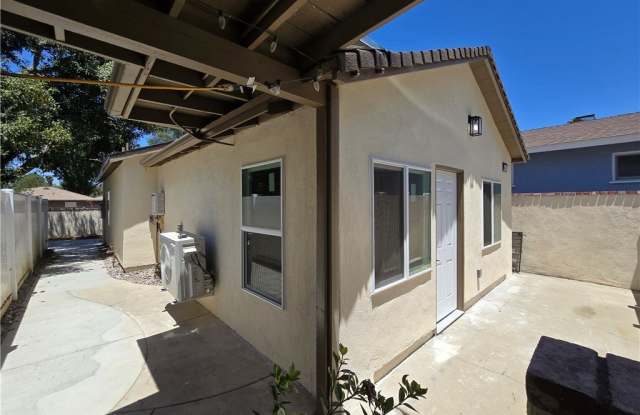 4653 Emerson Street photos photos