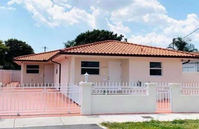 2728 SW 5th St th 2728 MIAMI, FL 33135 photos photos