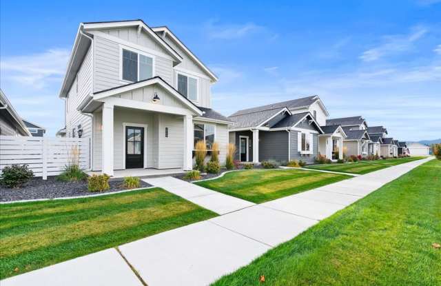 Spacious Two-Story Single-Family Home Gallery 2
