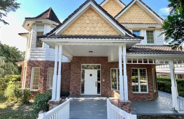 14790 SW 184th St photos photos