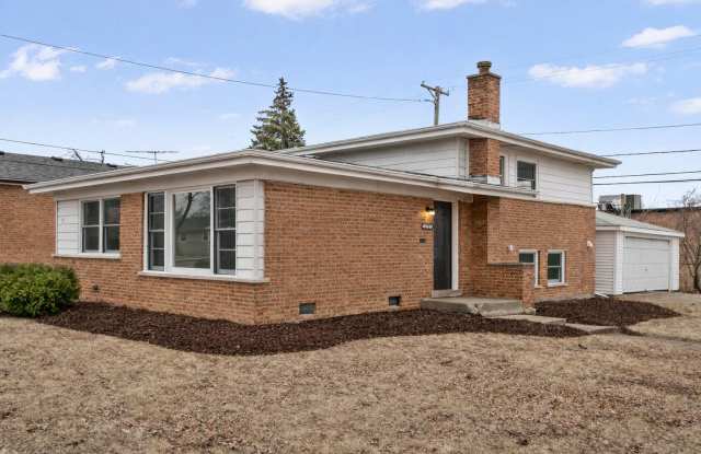 172 Strieff Avenue Gallery 1