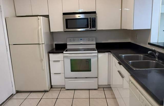404 NW 68th Avenue photos photos